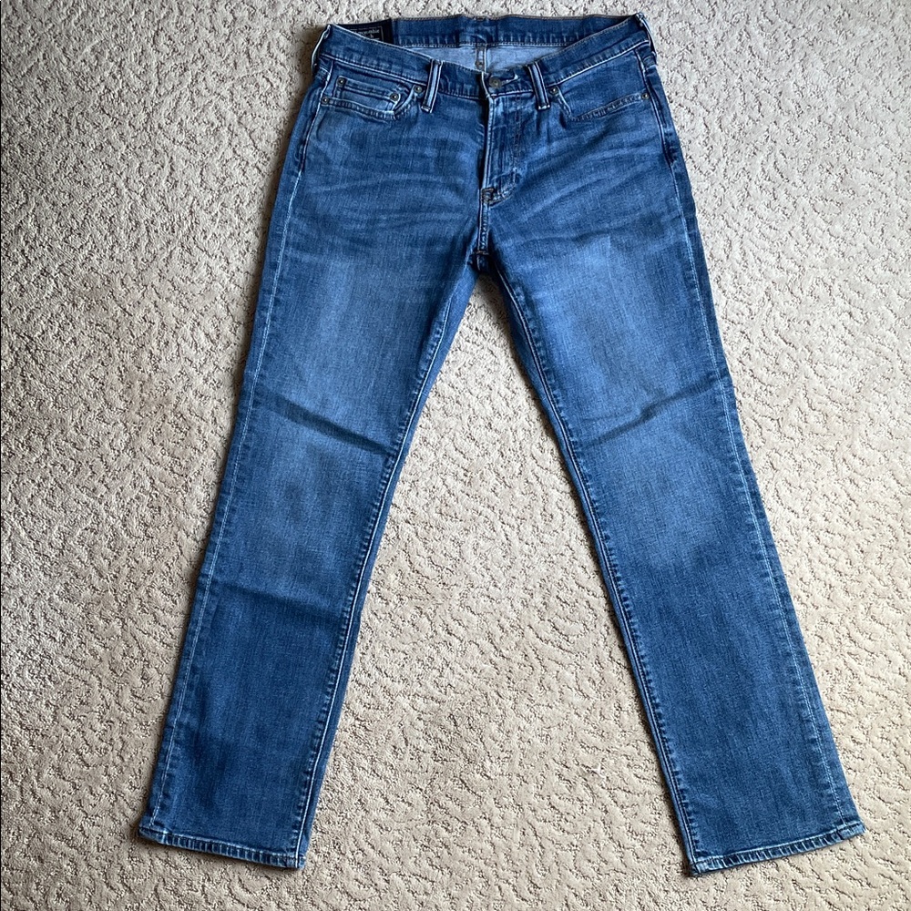 Abercrombie & Fitch Men's Kenan Straight Blue Jeans